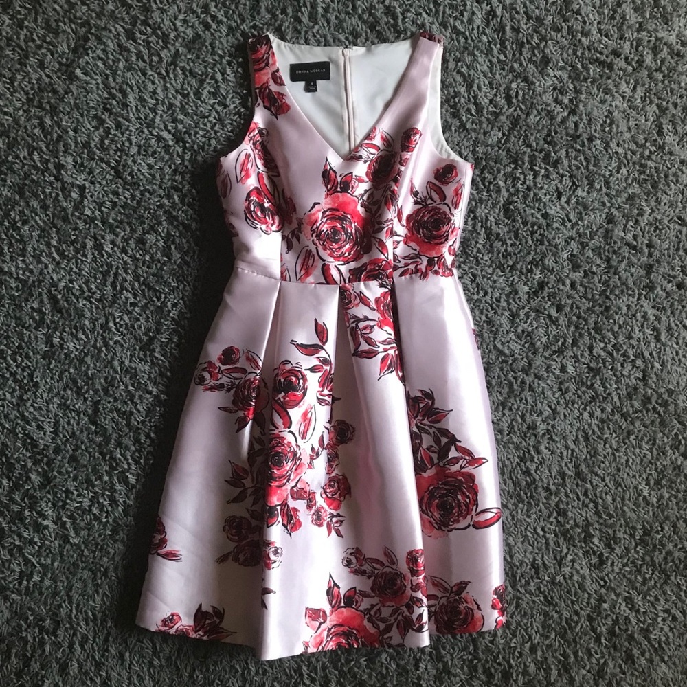 Donna Morgan Floral Pink and Red Dess